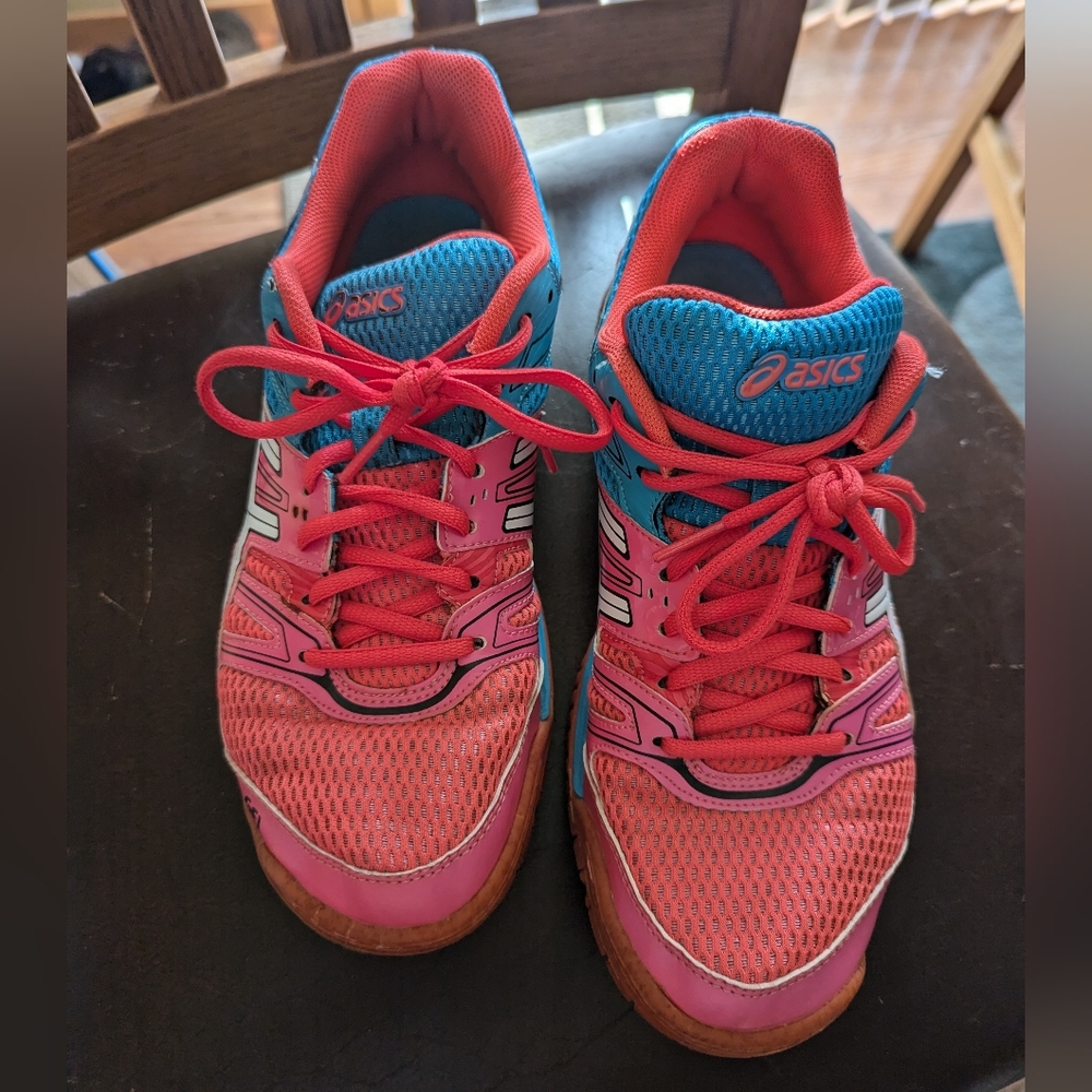Women's ASICS Gel-Rocket 7 Volleyball Shoes, Size 9